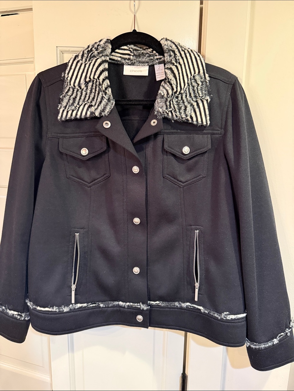 Chico's Black Faux-Fur Collar Jacket - Size 2 in Chico’s sizing